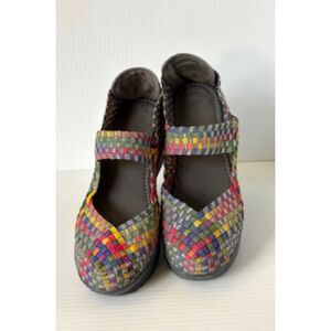 St. John's Bay Bernie Mev Style Mary Jane Woven Stretch Wedge Heel Size 9